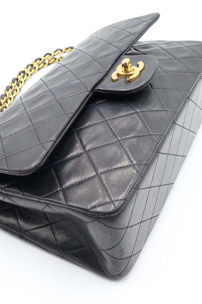 Vintage Quilted Lambskin Classic Medium Flap Bag Black