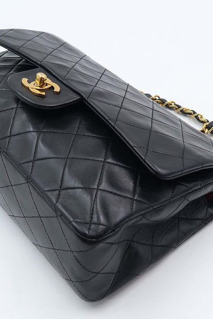 Vintage Quilted Lambskin Medium Classic Flap Bag Black with Gold Hardware Black