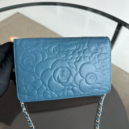 WOC Camellia Wallet On Chain Lambskin Blue SHW No 17