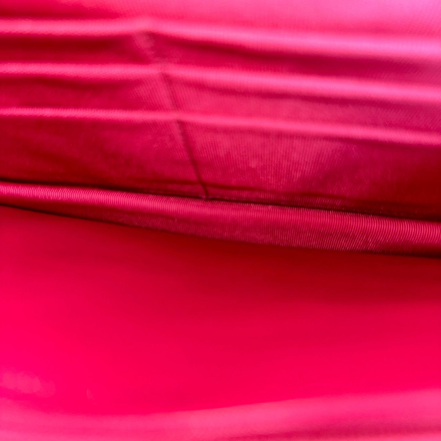 WOC Wallet On Chain CC Patent Leather Pink No 17