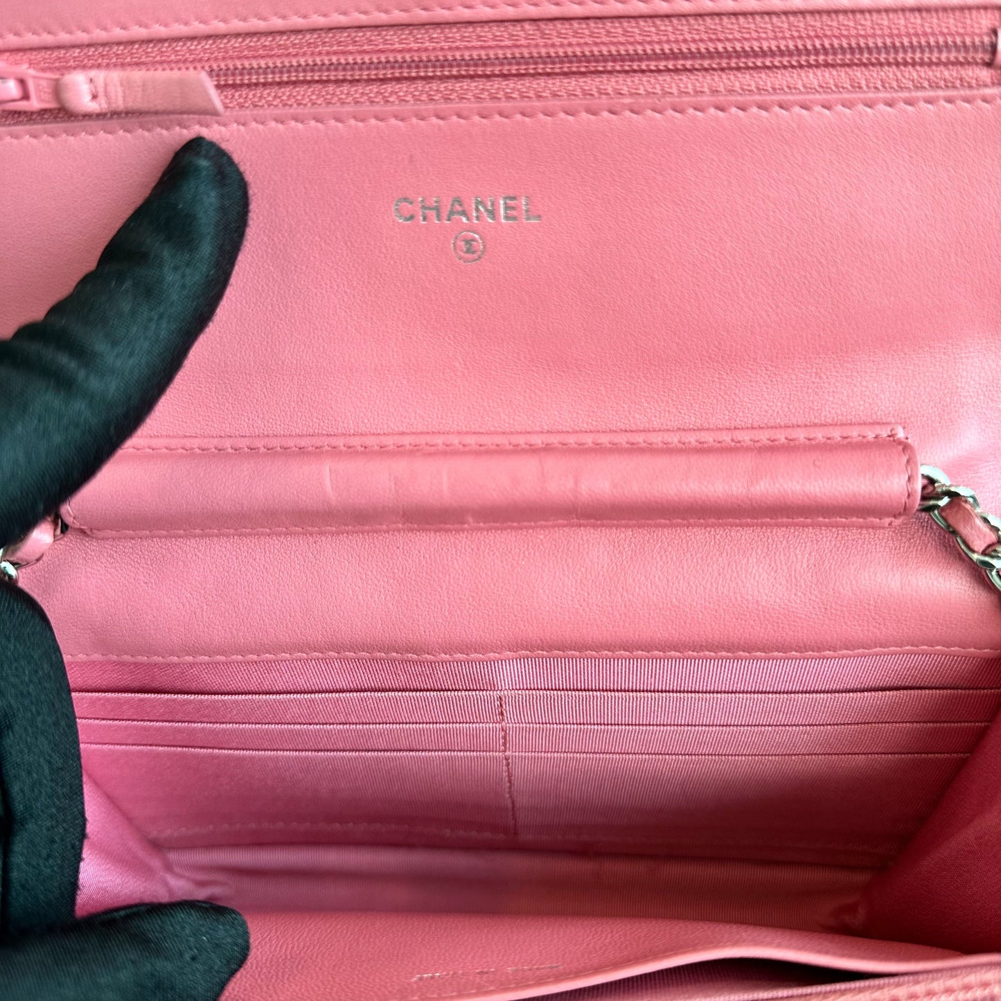 WOC Wallet On Chain Lambskin Quilted Flap Pink SHW No 16