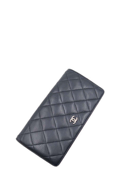 Yen Interlocking CC Continental Wallet Black