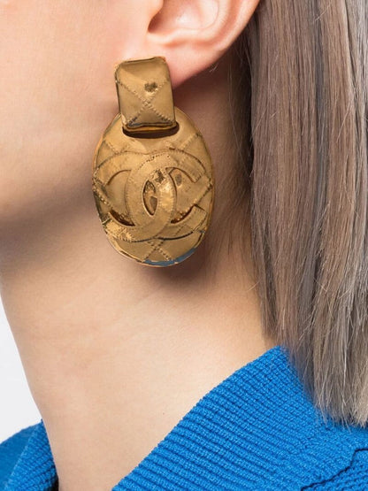 Diamond Quilted Gold Clip-on Earrings