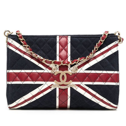 Union Jack Quilted Shoulder Bag