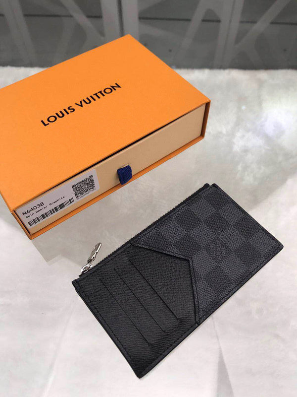 Franco Shops - Louis Vuittons  - 10904