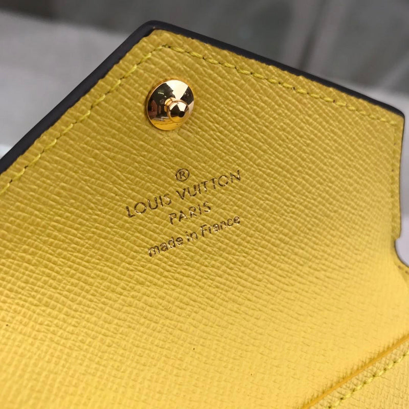 Franco Shops - Louis Vuittons  - 9164