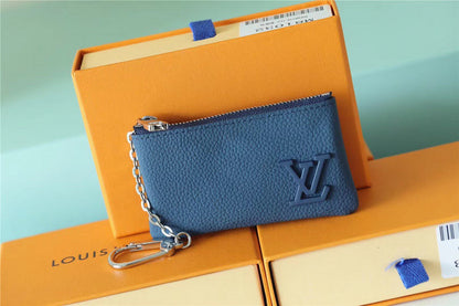 Franco Shops - Louis Vuittons  - 10712