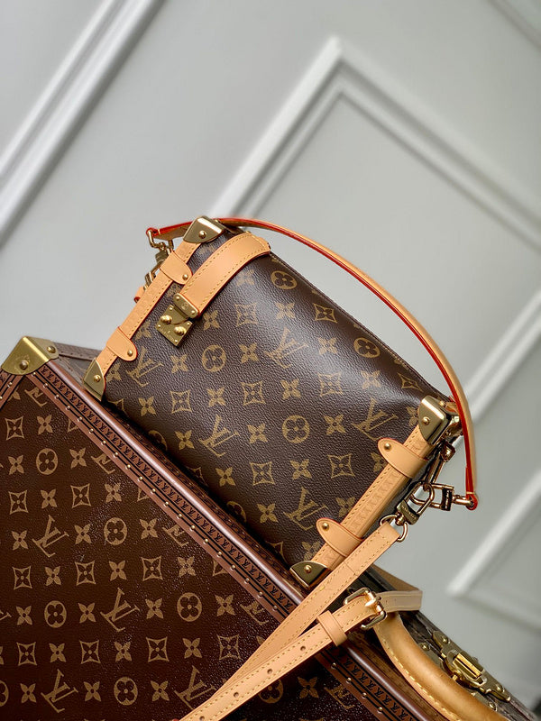 Franco Shops - Louis Vuittons  - 15507