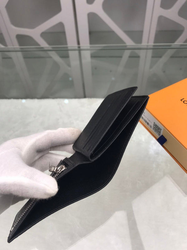 Franco Shops - Louis Vuittons  - 10978