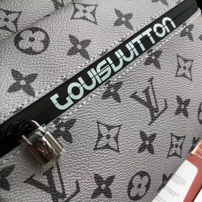 Franco Shops - Louis Vuittons  - 15599