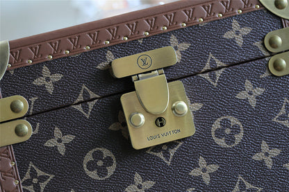 Franco Shops - Louis Vuittons  - 9512