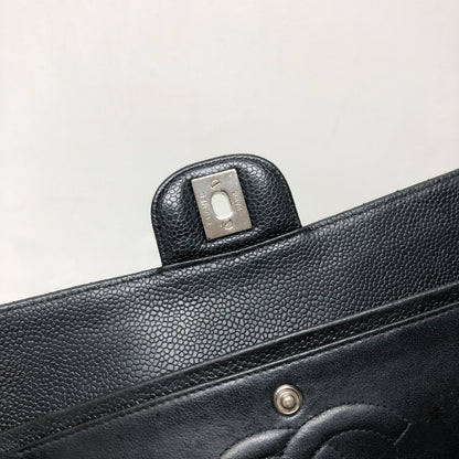 Classic Double Flap Caviar M/L in Black SHW