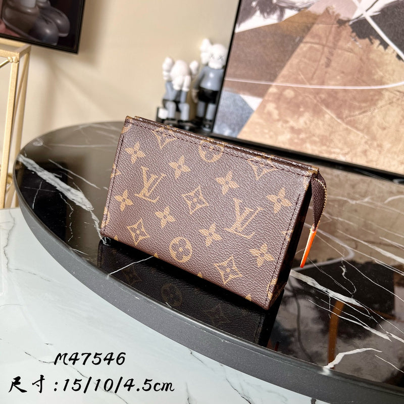 Franco Shops - Louis Vuittons  - 15730