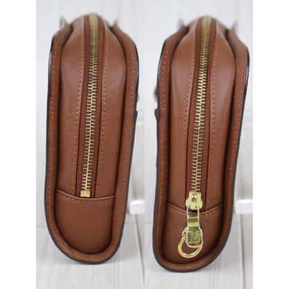 Rank A ｜        LV Monogram Clutch bag Handbag    ｜102101