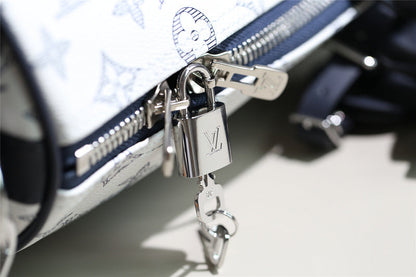 Franco Shops - Louis Vuittons  - 9470