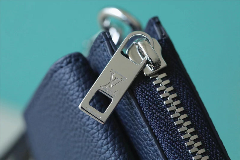 Franco Shops - Louis Vuittons  - 10687