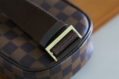 Franco Shops - Louis Vuittons  - 9392