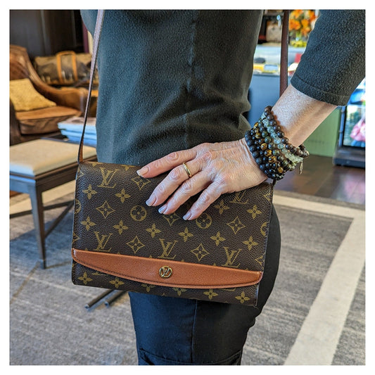 Louis Vuitton Vintage Monogram Canvas Pochette Bordeaux