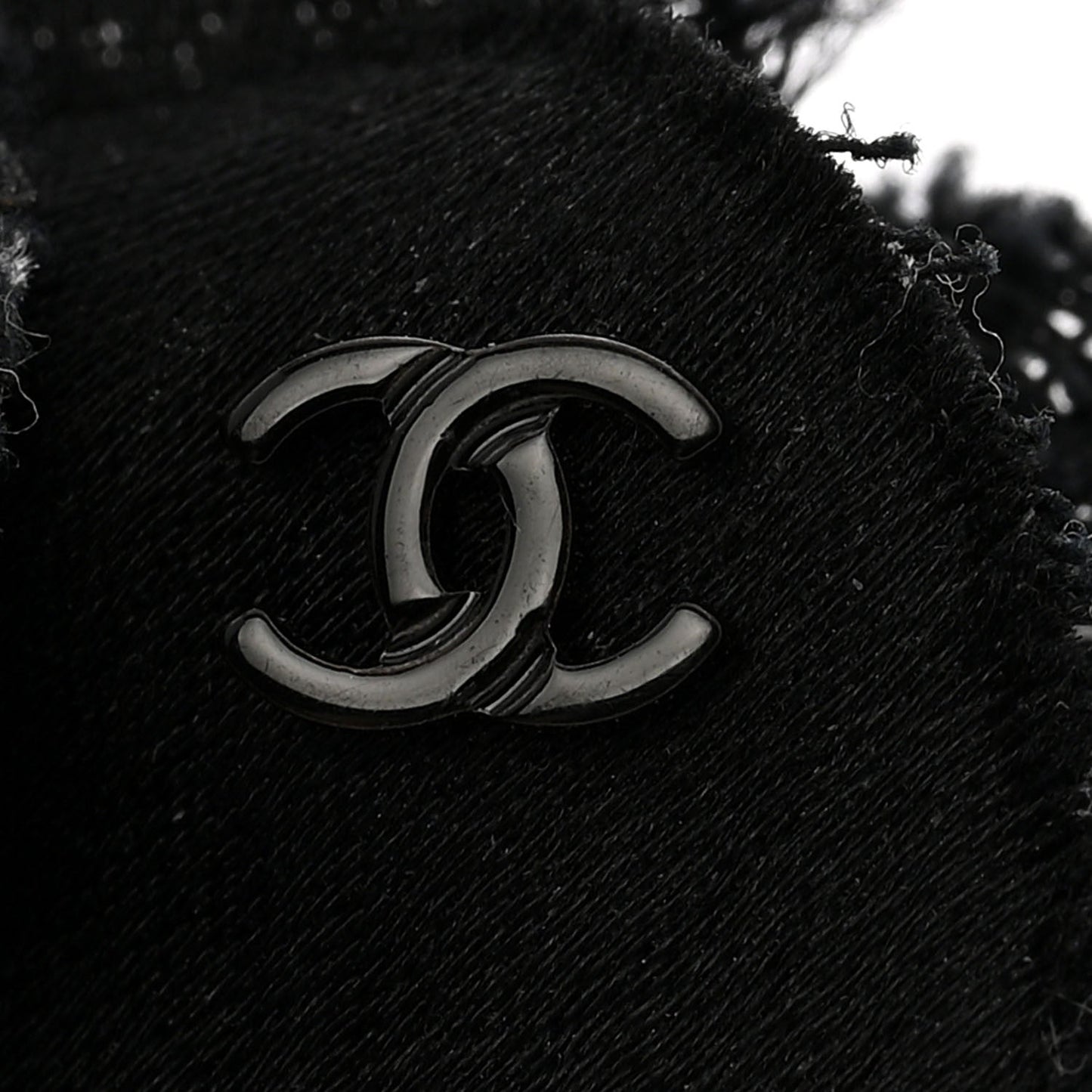 Tweed Camellia Pin Brooch Black White