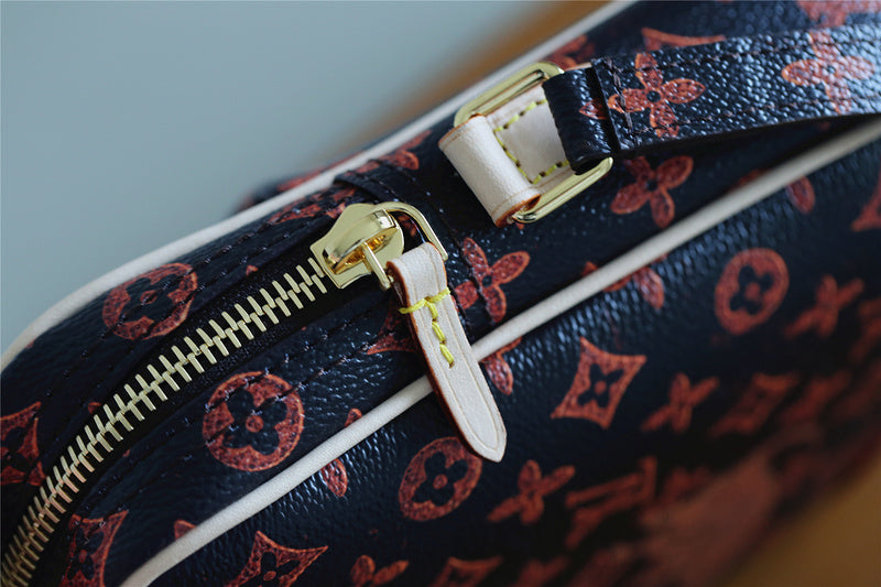 Franco Shops - Louis Vuittons  - 10386