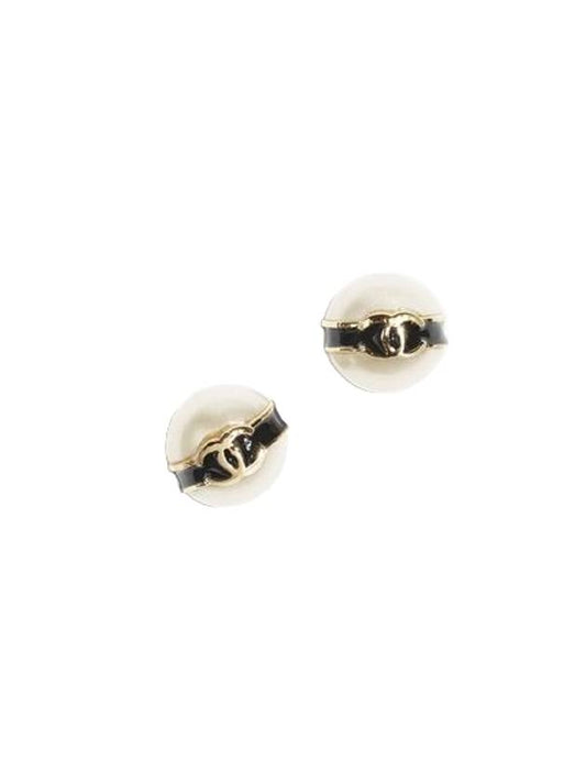 CC Logo Pearl Stud Earrings Black White Chanel