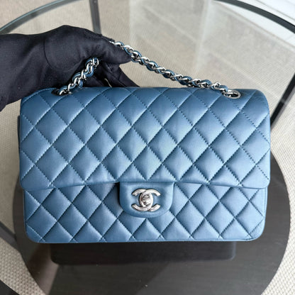 Chanel Classic Flap Medium - Caviar 25CM Quilted Blue Lambskin Silver Hardware Series 28
