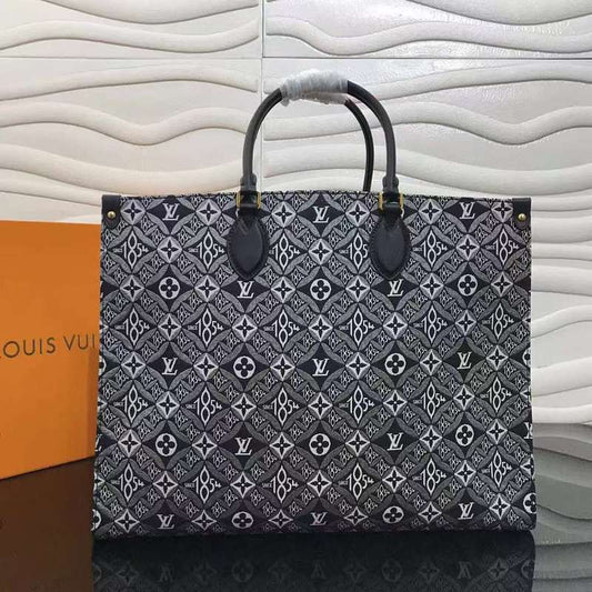 The Franco Shops - Louis Vuittons  - 12052