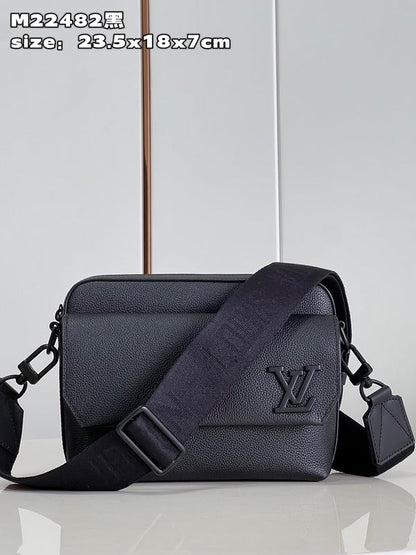 Franco Shops - Louis Vuittons  - 15294