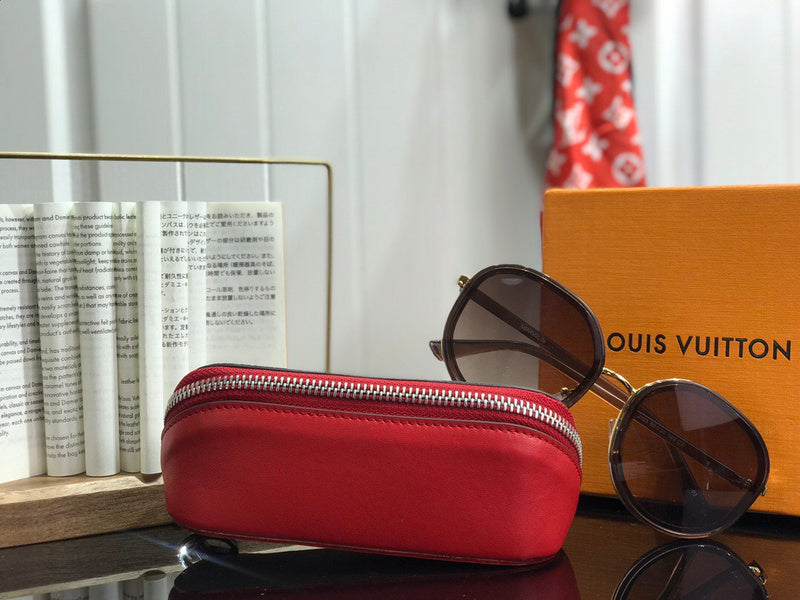 Franco Shops - Louis Vuittons  - 9307