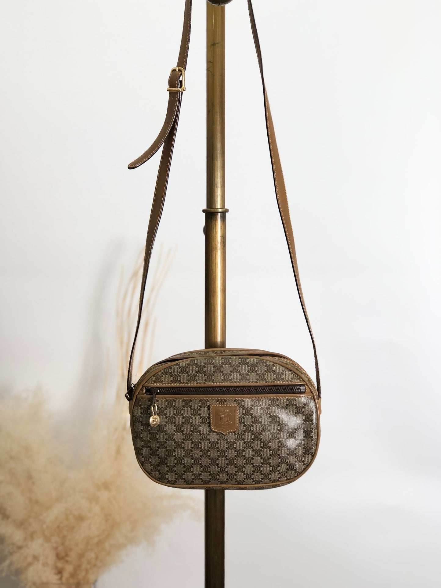 CELINE  Shoulder bag Beige Vintage 72hdhd