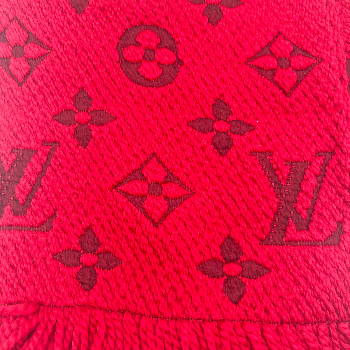 LOUIS VUITTON<br>Monogram Echarpe Logomania Scarf