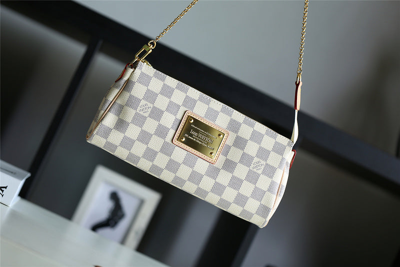 Franco Shops - Louis Vuittons  - 9377
