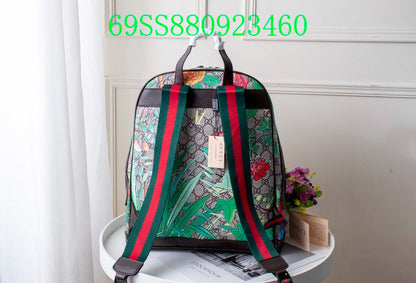 Gucci Bags - The Tote   1098