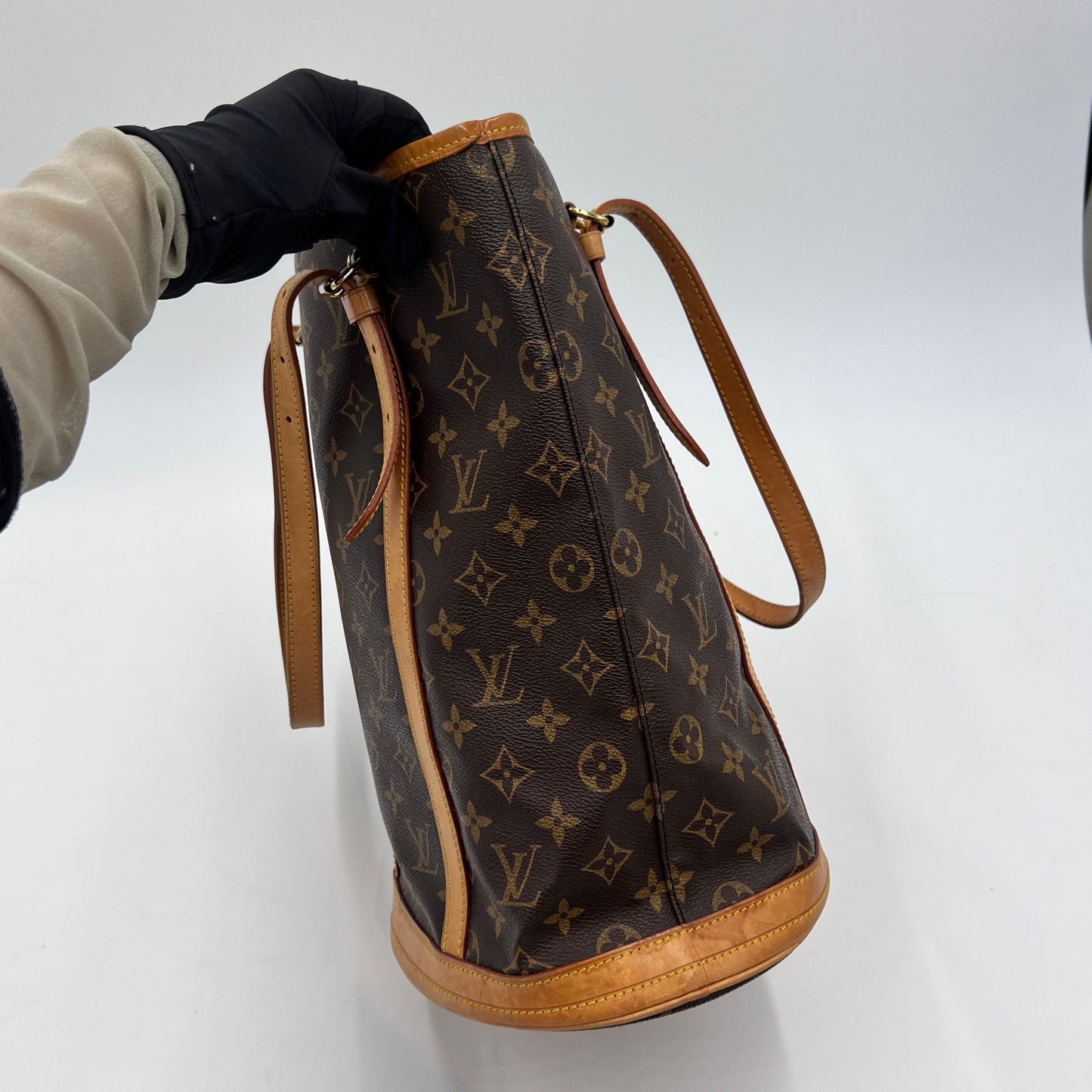 Louis Vuitton LV Monogram Bucket GM Vintage - Brown Bucket Bags, Handbags AG025O