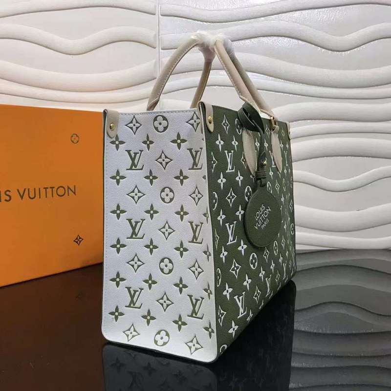 The Franco Shops - Louis Vuittons  - 12058