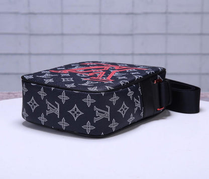 Franco Shops - Louis Vuittons  - 15582