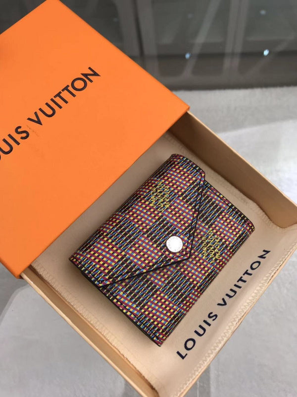 Franco Shops - Louis Vuittons  - 9168