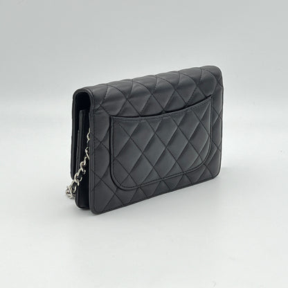 Classic Wallet on Chain One Size Black Wallet on Chain in Lambskin, Silver hardware