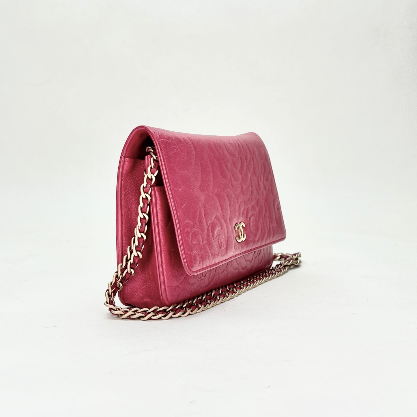 Camelia Pink Wallet on Chain in Lambskin, Gold hardware