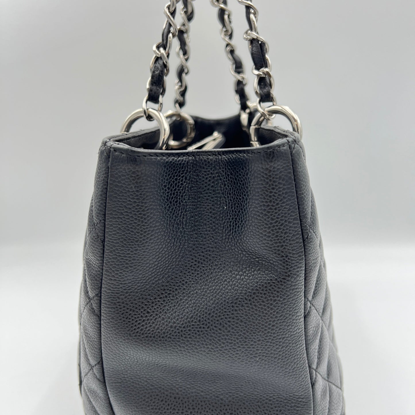 GST Black Tote Bag in Caviar Leather, Silver hardware