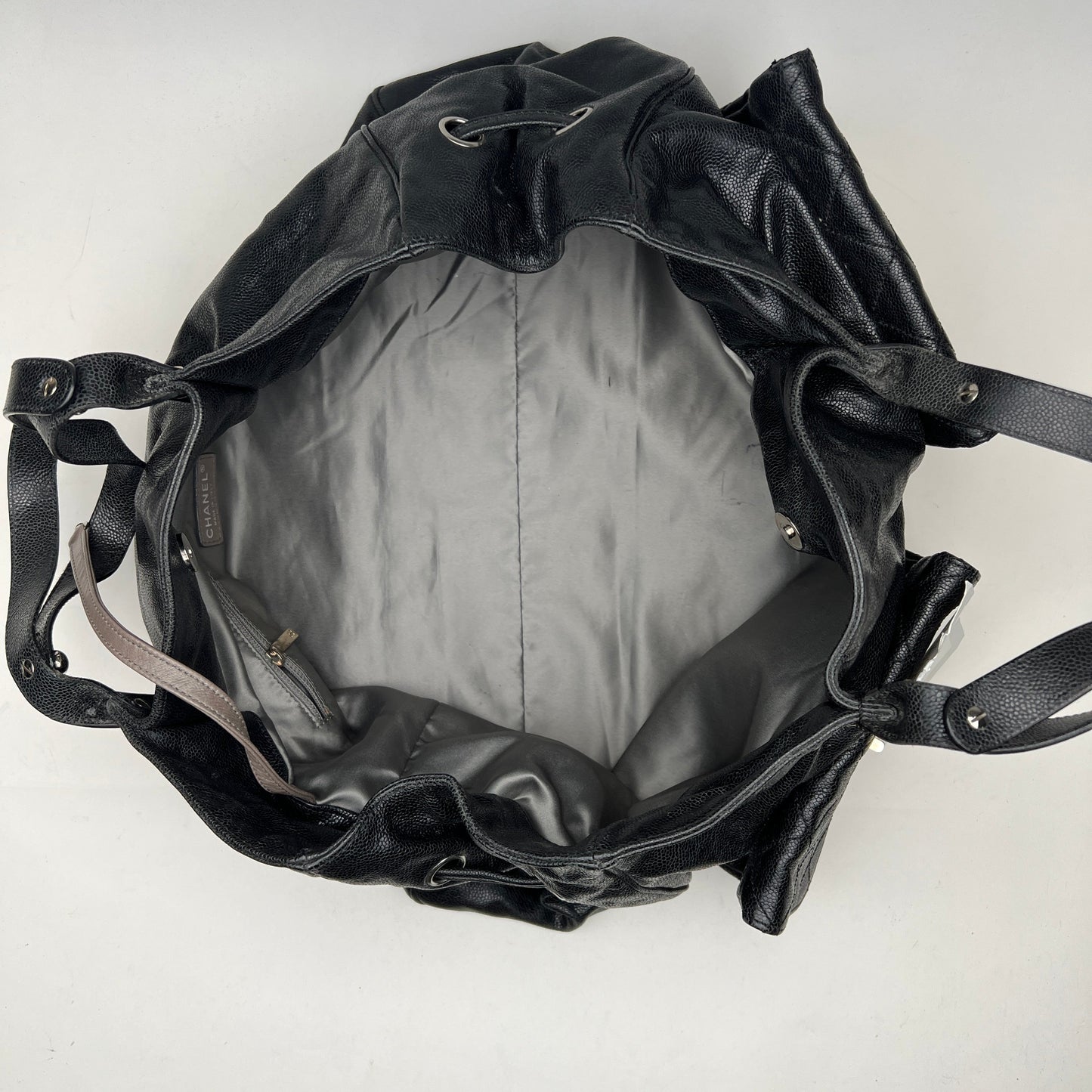 Pocket in the city Black Shoulder Bag in Caviar Leather, Ruthenium hardware