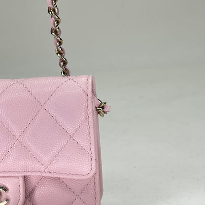 Classic Flap Chain Mini Pink Card Holder in Caviar Leather, Gold hardware