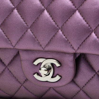 Classic Double Flap Mediun Purple Shoulder Bag in Lambskin, Silver hardware
