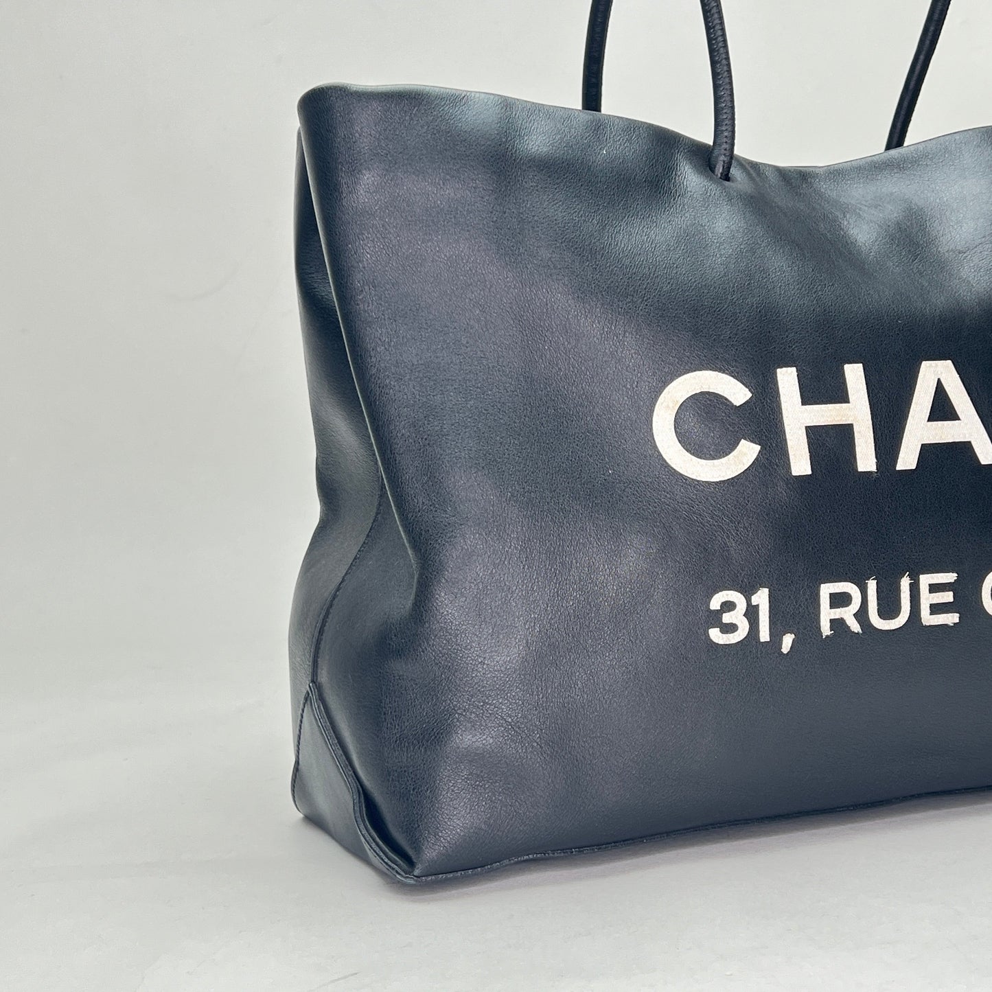 Rue Cambon Black Tote Bag in Calfskin, Silver hardware