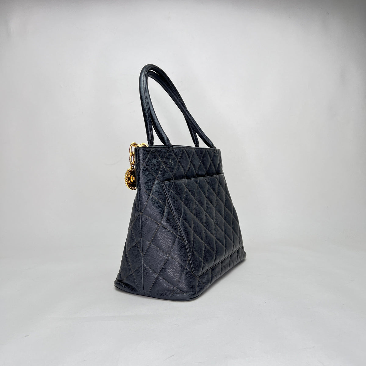 Medallion Black Tote Bag in Caviar Leather, Gold hardware