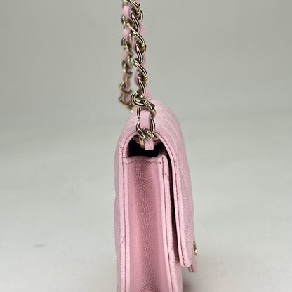 Classic Flap Chain Mini Pink Card Holder in Caviar Leather, Gold hardware