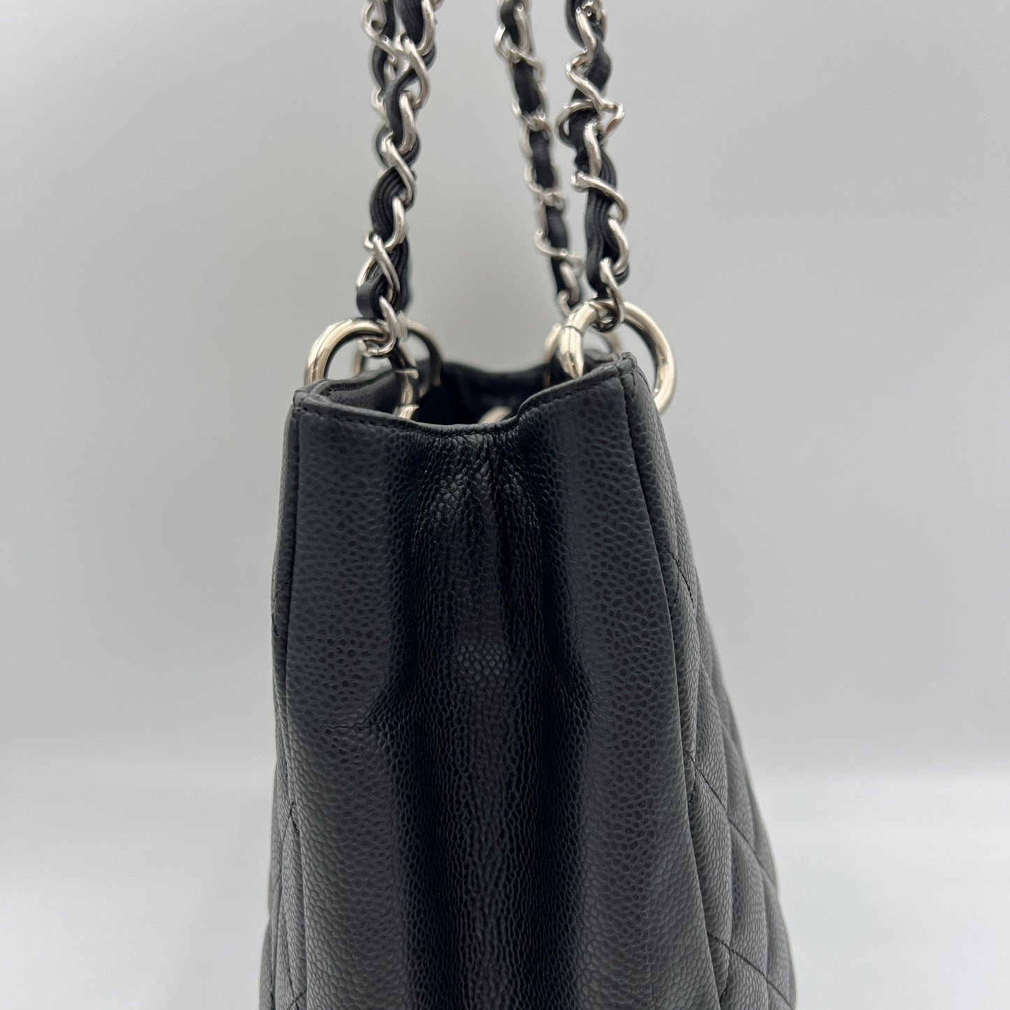 GST Black Tote Bag in Caviar Leather, Silver hardware