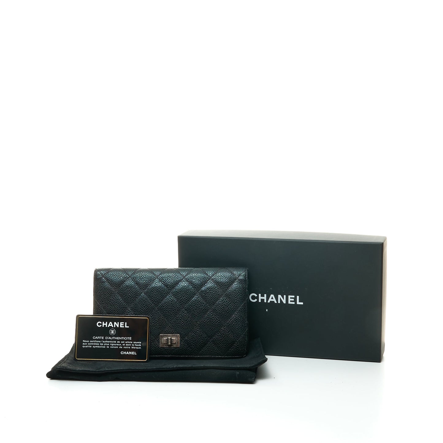 2.55 Reissue Black Wallet in Caviar Leather, Ruthenium hardware