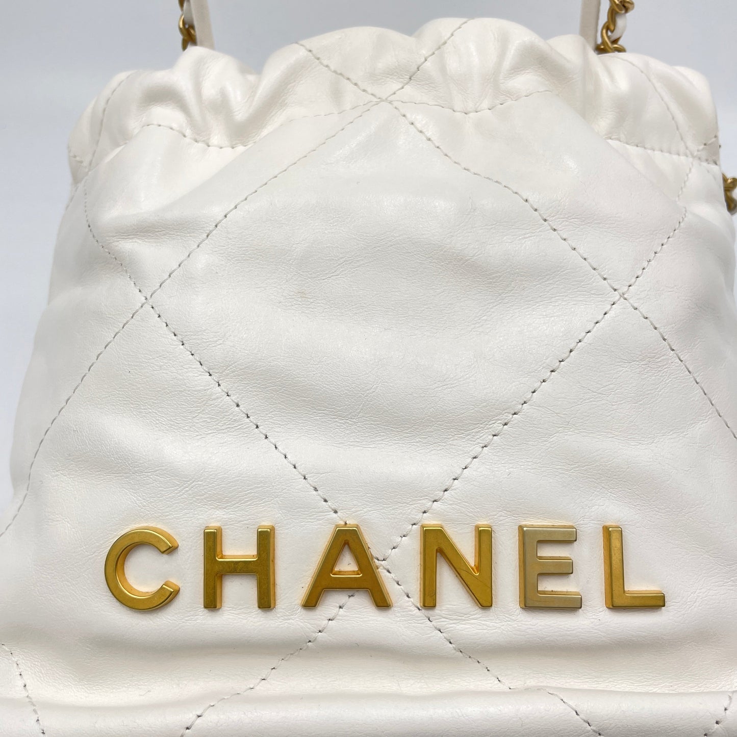 22 Mini White Shoulder Bag in Calfskin, Gold hardware