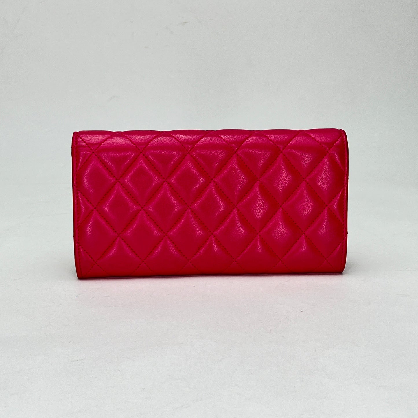 Classic Long Pink Wallet in Lambskin, Silver hardware